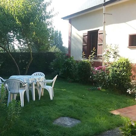 Gite A La Ferme Villeroy  Kültér fotó
